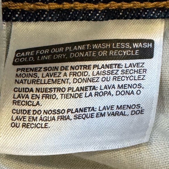 Levi’s Distressed Denim Mini Skirt W27 Vintage Inspired Y2K Festival Ready - Picture 10 of 10